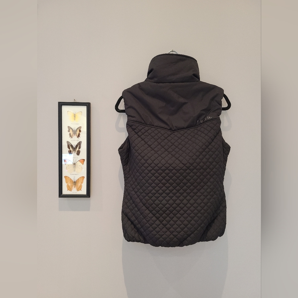 Bench Vest - Picture 2 of 2
